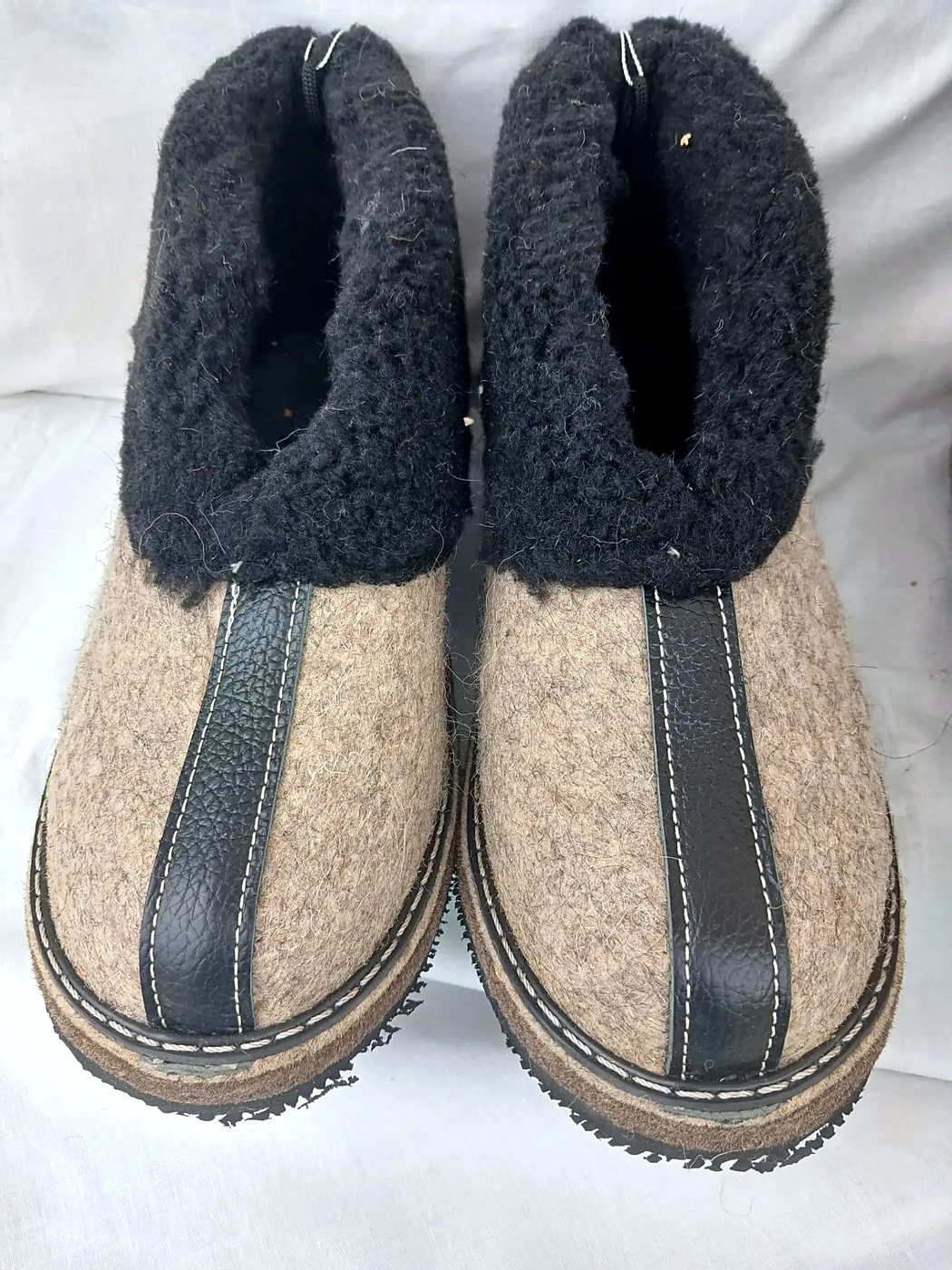 Тапочки мужские с чёрной овчиной